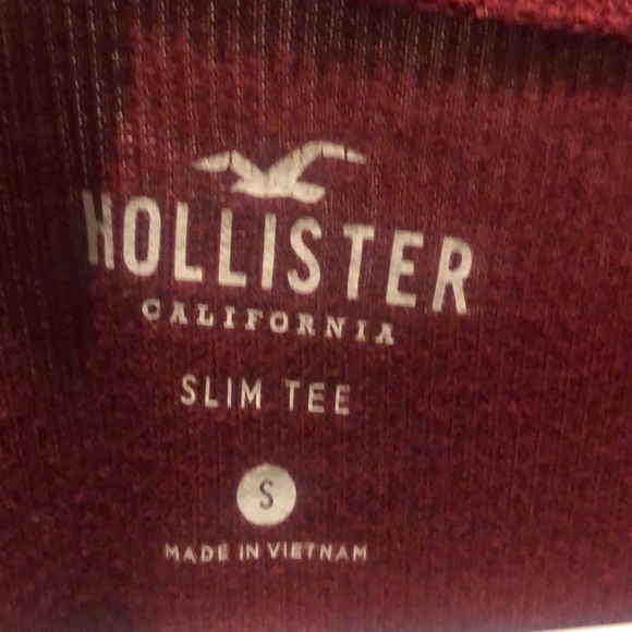 hollister slim tee! - Picture 3 of 3